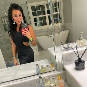 Meet your Posher, Emilie